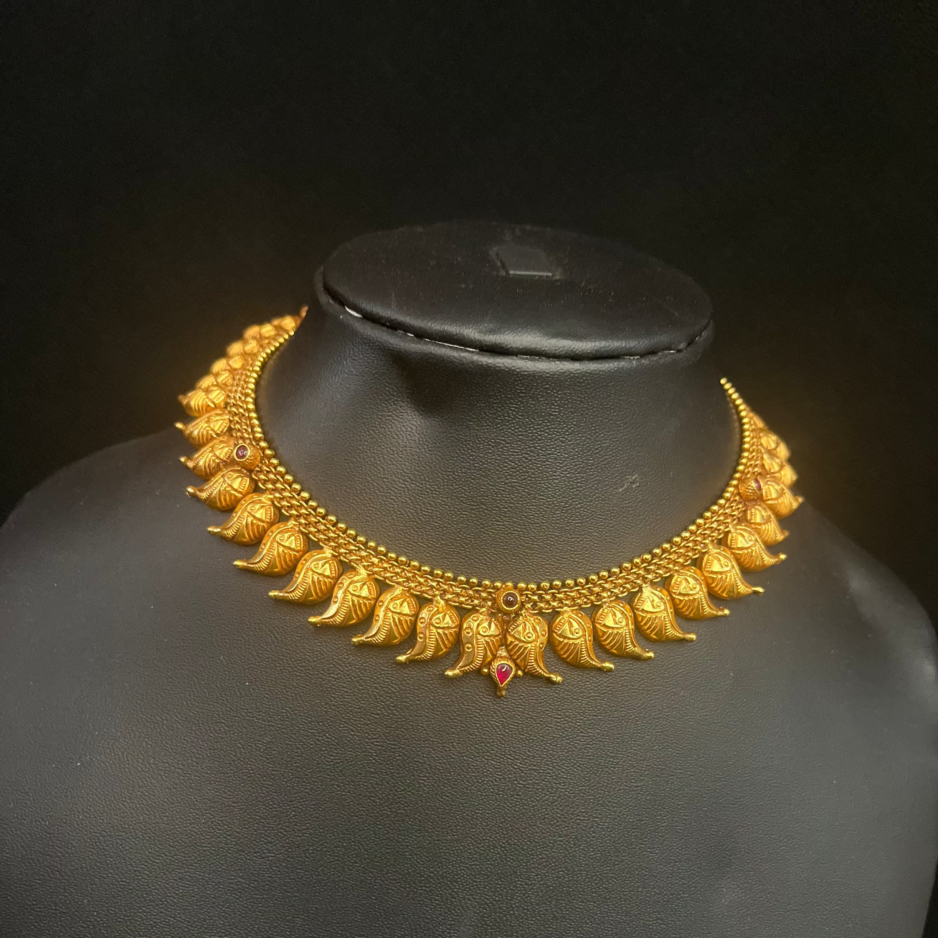 Anvi-925 Silver Short Necklace