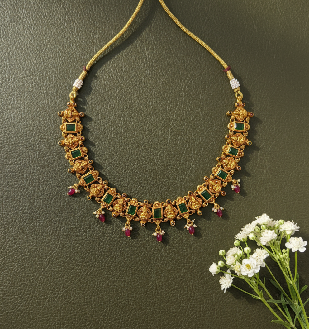 Swarna-925 Silver Short Necklace